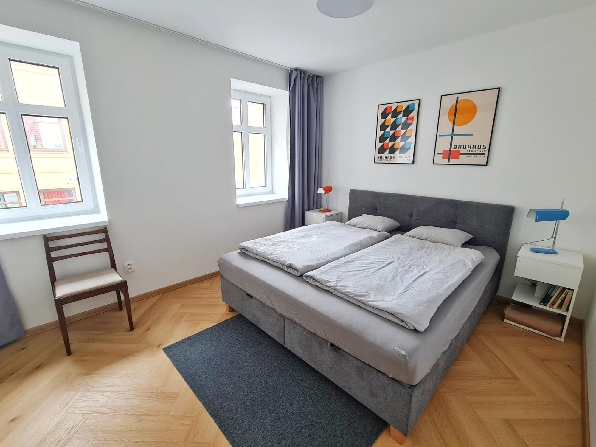 Beautiful New Apt In Old Town Near Train Station - Free Parking Братислава Экстерьер фото